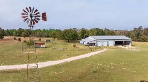 1026 An County Road 2218 # B, Tennessee Colony, TX 75861