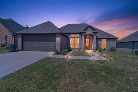11936 Gillian Ct, Tyler, TX 75703