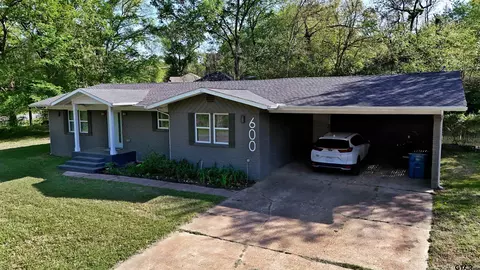 600 Bunny Rabbit Rd, Athens, TX 75751