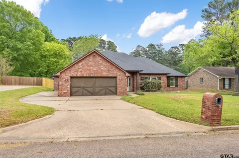 Exterior - 710 Willowood St, Longview, TX 75604 photo 10 of 11
