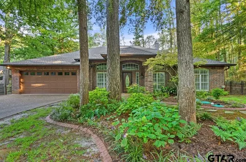 1620 Brookhollow Dr, Hideaway, TX 75771