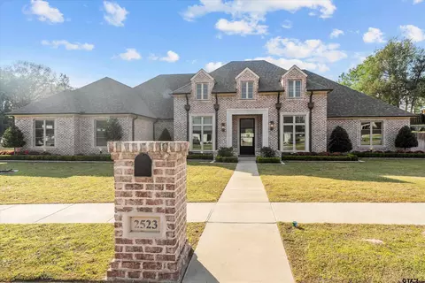 2523 Oak Aly, Tyler, TX 75703