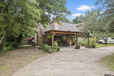 504 E 3rd, Mount Pleasant, TX 75455