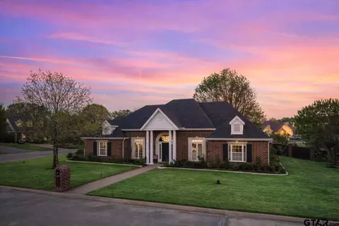101 Gleneagles Dr, Mount Pleasant, TX 75455
