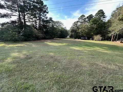 1027 Woodhue Dr, Bullard, TX 75757