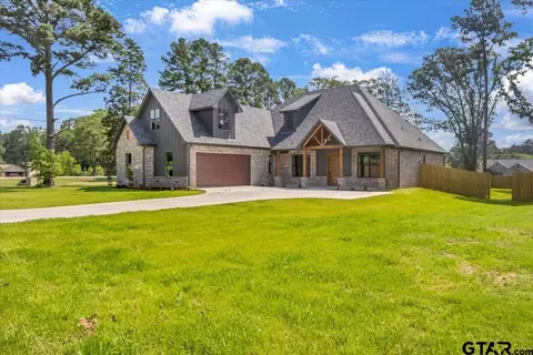 14848 Woodland Creek Dr, Tyler, TX 75706