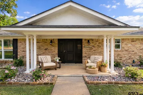 1025 Clyde Dr, Tyler, TX 75701