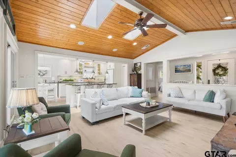 Living - 532 E Hideaway Ln, Hideaway, TX 75771 photo 3 of 7