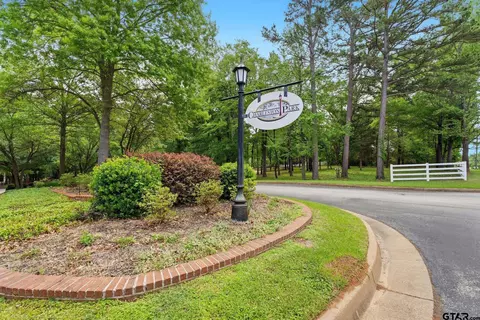 3933 Charleston Park, Tyler, TX 75701