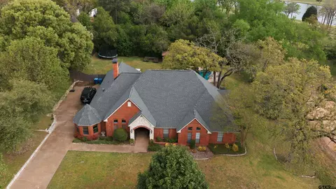 603 Country Club Cir, Athens, TX 75751