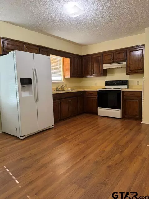 Kitchen - 3045 Monroe St, Commerce, TX 75428 photo 1 of 2