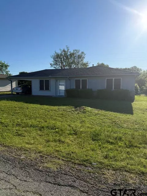 3045 Monroe St, Commerce, TX 75428
