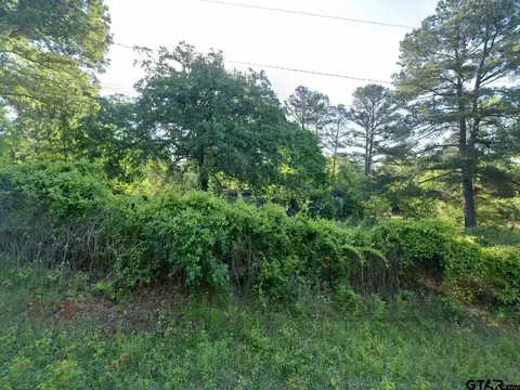 451 Harvey Rd, Kilgore, TX 75662