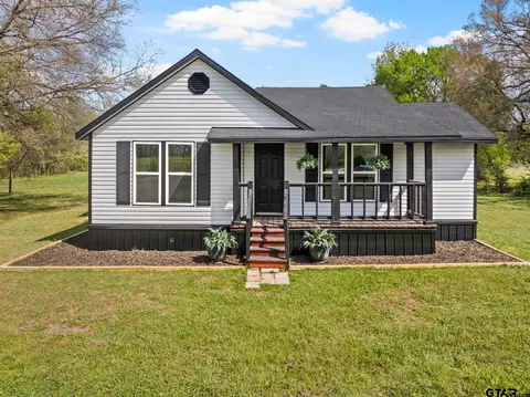 1302 SW County Road 3110, De Kalb, TX 75559