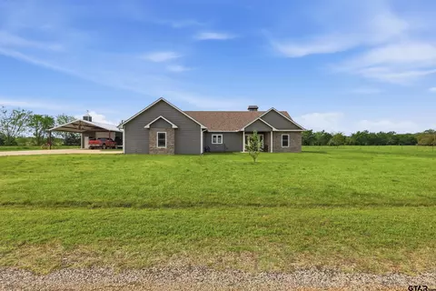 800 NE County Road 2150, Mount Vernon, TX 75457