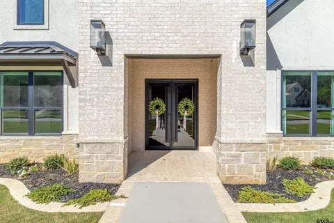 12240 Jazmin Cir, Flint, TX 75762