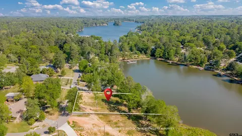 1217 B Chateau Ln, Hideaway, TX 75771