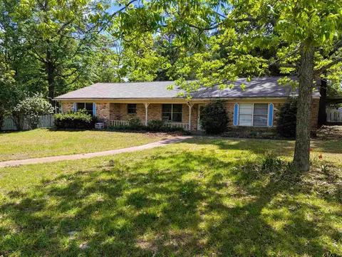7434 Brookhollow Dr, Tyler, TX 75707