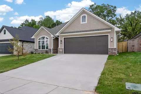 3049 Guinn Farms Rd, Tyler, TX 75707