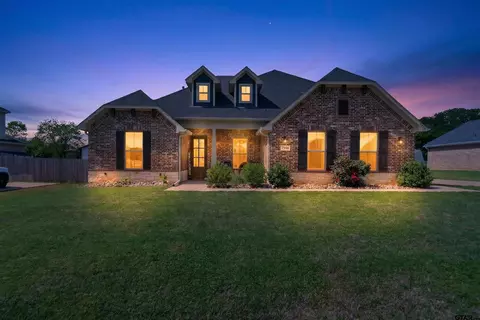 7836 Freestone Dr, Bullard, TX 75757
