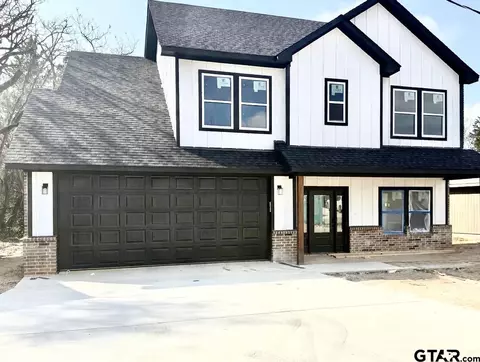 3006 Moorehead St, Tyler, TX 75701