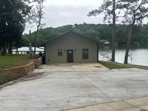 2424 Lake Park Ln, Jacksonville, TX 75766
