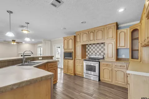 Kitchen - 195 Filly Rd, Gilmer, TX 75645 photo 2 of 2