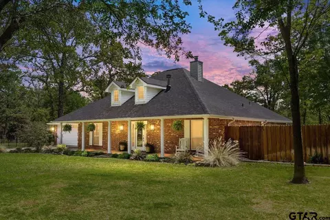 108 Forehand Dr, Trinidad, TX 75163