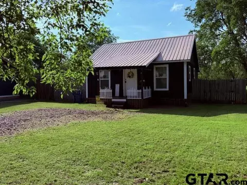 408 W Emma St, Bullard, TX 75757