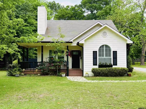325 Quitman, Pittsburg, TX 75686