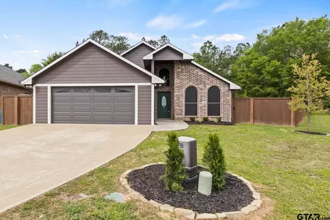 824 Jean Ray Ct, Winnsboro, TX 75494