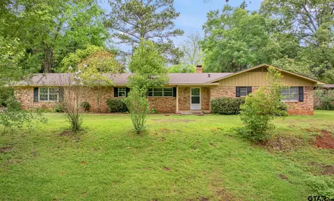 201 Old Tyler Rd, Whitehouse, TX 75791