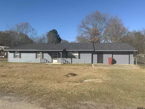 304 SW 6th, Bogata, TX 75417