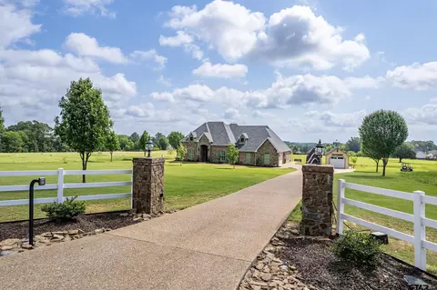 17555 Cr 1108, Flint, TX 75762