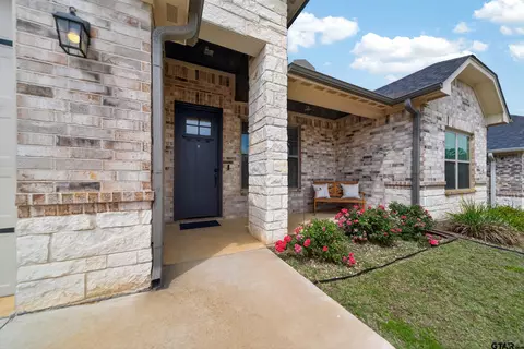 412 Faithful Rd, Lindale, TX 75771