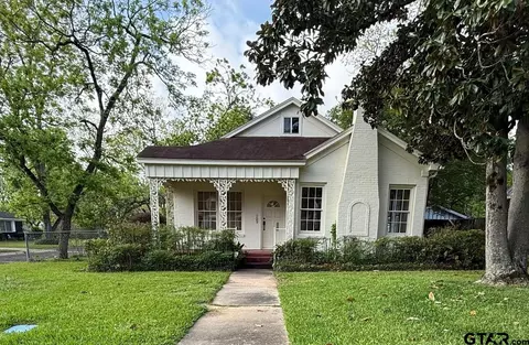 109 Lazy Ln, Crockett, TX 75835