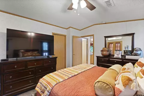 393 Windy Ln, Longview, TX 75602 photo 14