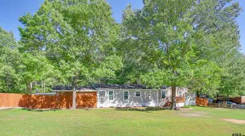 393 Windy Ln, Longview, TX 75602 photo 2