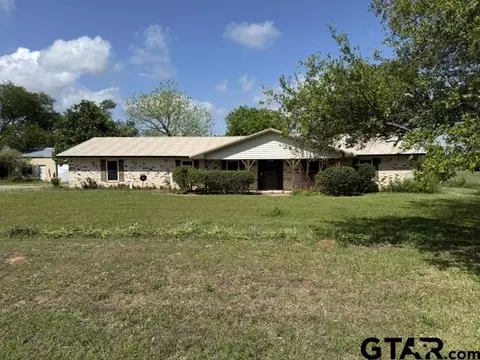 300 Black Oak Rd, Como, TX 75431