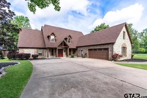 657 Southlake Dr, Bullard, TX 75757
