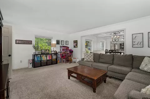 Living - 16 Pegues Pl, Longview, TX 75601 photo 5 of 5