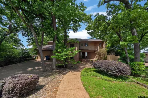 20998 Kiva Cir, Flint, TX 75762