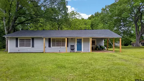 180 W First Ave, Rusk, TX 75785