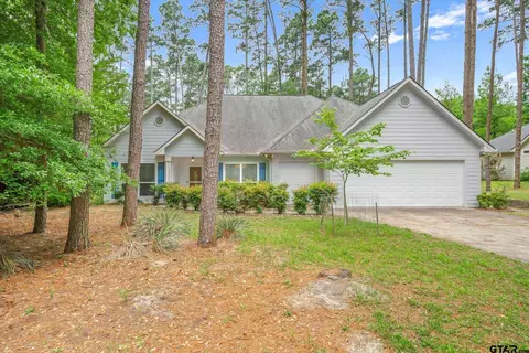 145 Pine Bark Gln, Holly Lake Ranch, TX 75765