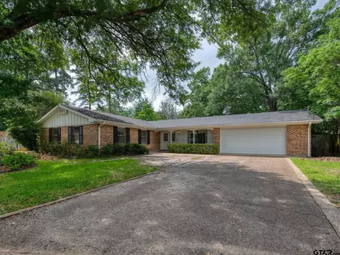 2513 Merry Ln, Tyler, TX 75701