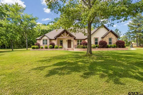 14080 Pine Overlook Dr, Flint, TX 75762