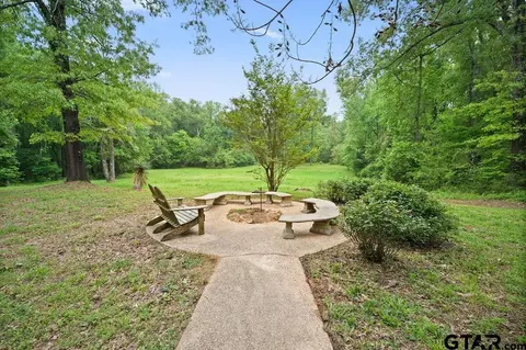 412 Vz County Road 4505, Ben Wheeler, TX 75754