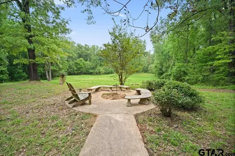 412 Vz County Road 4505, Ben Wheeler, TX 75754