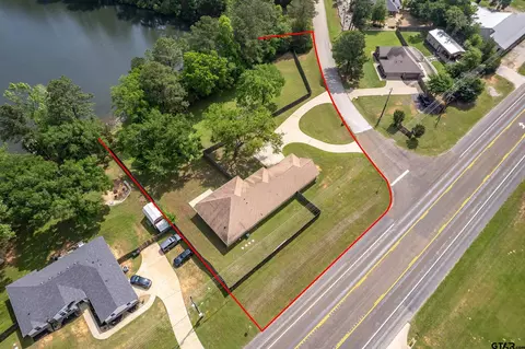 13165 Vicki Lynn Ln, Troup, TX 75789