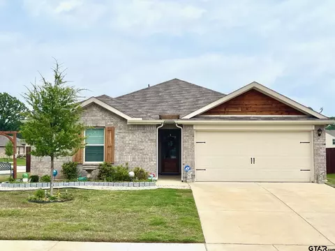 1206 Hidden Vly, Chandler, TX 75758